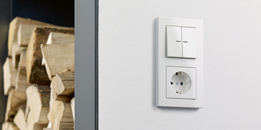 JUNG KNX Taster F 10 bei Michael Bölz Elektroinstallationen in Schwäbisch Hall Sulzdorf